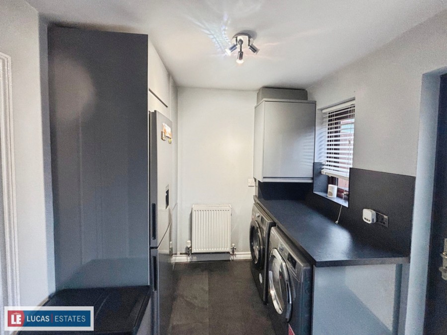 Images for Bryn Awelon, Penpedairheol, Hengoed