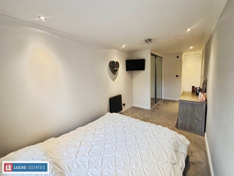 Images for Bryn Awelon, Penpedairheol, Hengoed