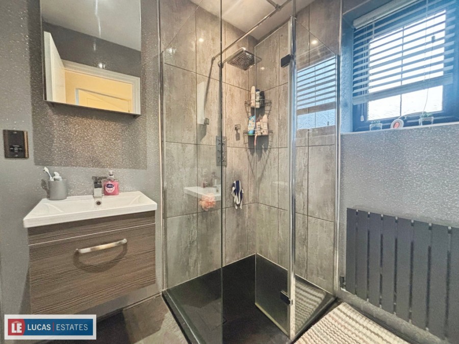 Images for Bryn Awelon, Penpedairheol, Hengoed