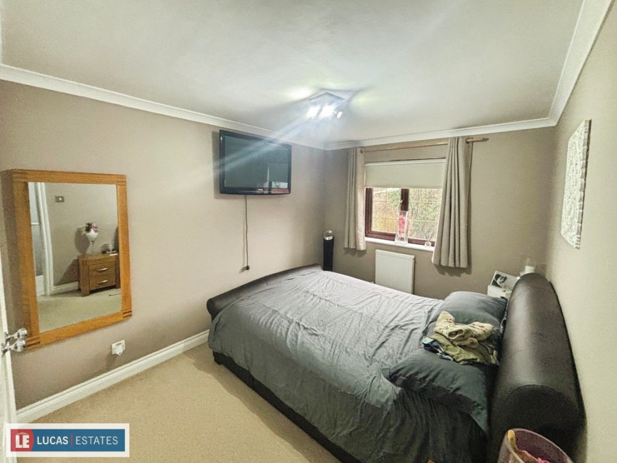 Images for Bryn Awelon, Penpedairheol, Hengoed