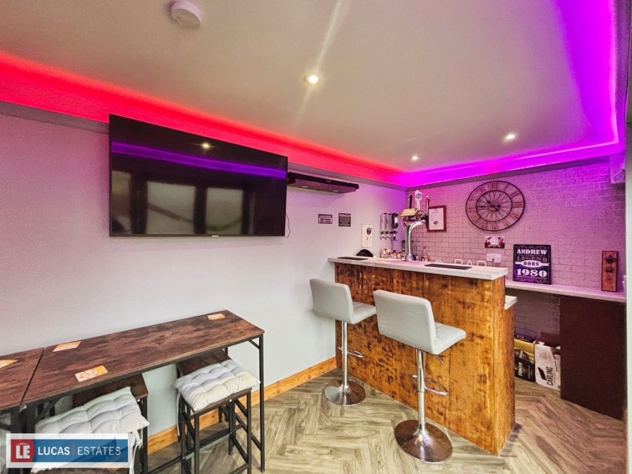 Images for Bryn Awelon, Penpedairheol, Hengoed