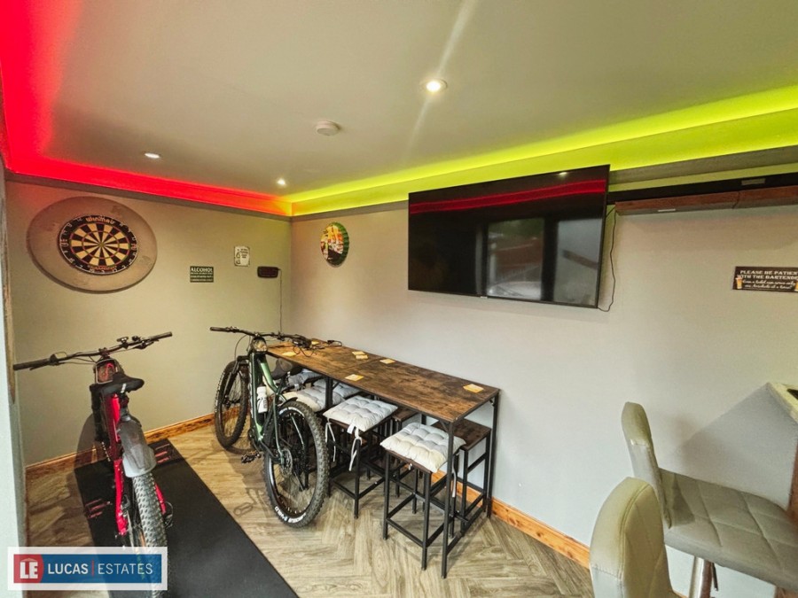 Images for Bryn Awelon, Penpedairheol, Hengoed