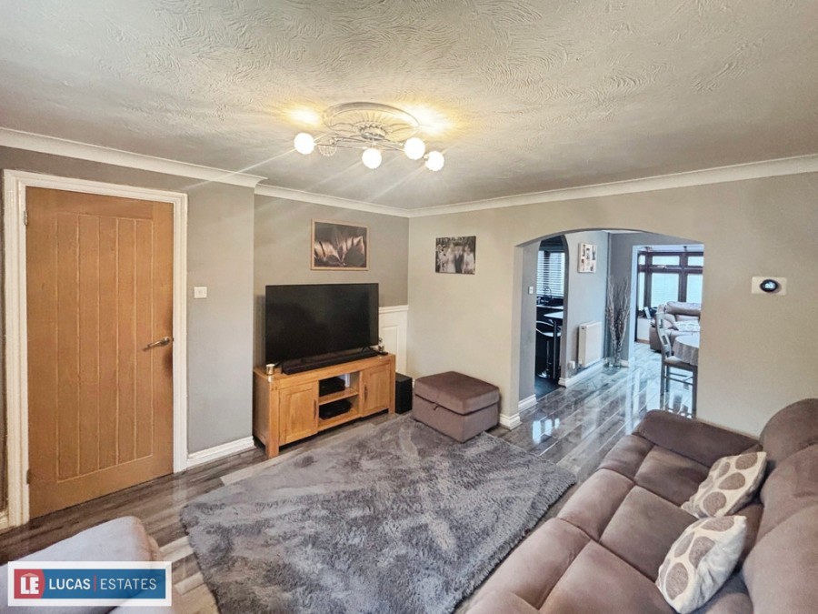 Images for Bryn Awelon, Penpedairheol, Hengoed