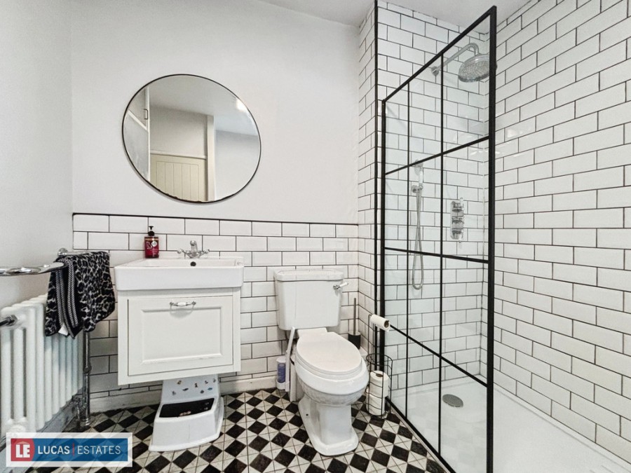 Images for Chave Terrace, Maesycwmmer