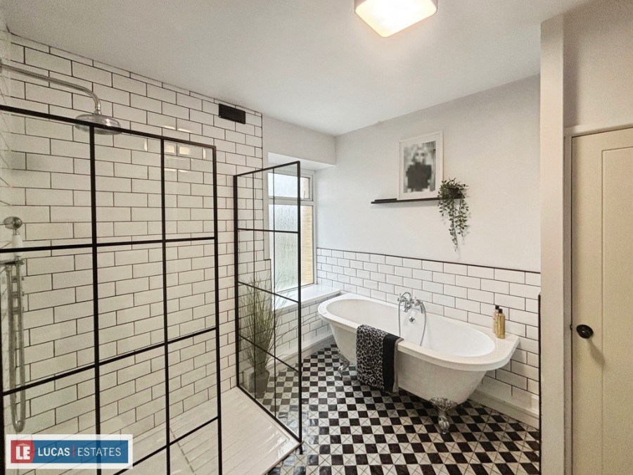 Images for Chave Terrace, Maesycwmmer