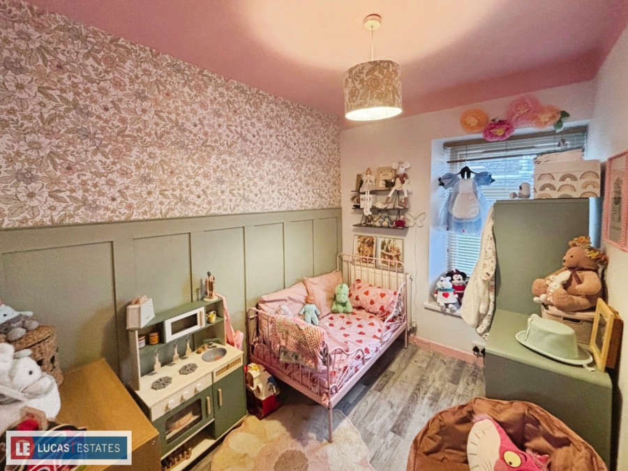 Images for Chave Terrace, Maesycwmmer