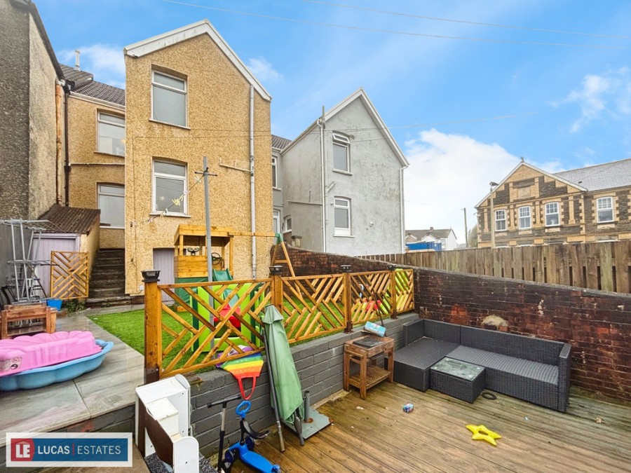 Images for Chave Terrace, Maesycwmmer