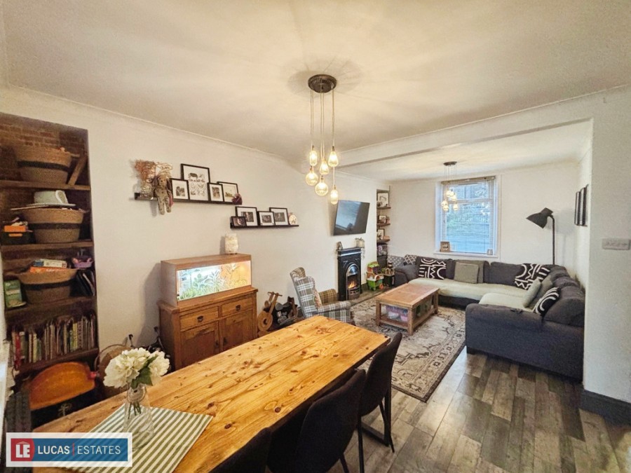 Images for Chave Terrace, Maesycwmmer