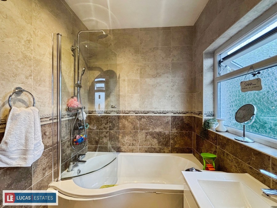 Images for Pleasant View, Maesycwmmer