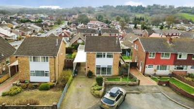 Rolls Avenue, Penpedairheol