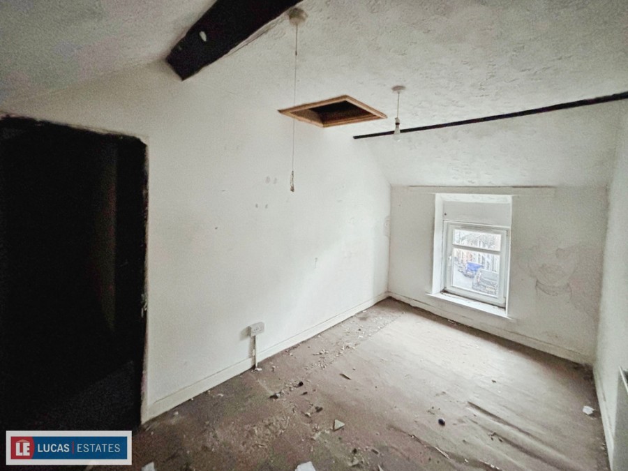 Images for Upper High Street, Bedlinog, Treharris