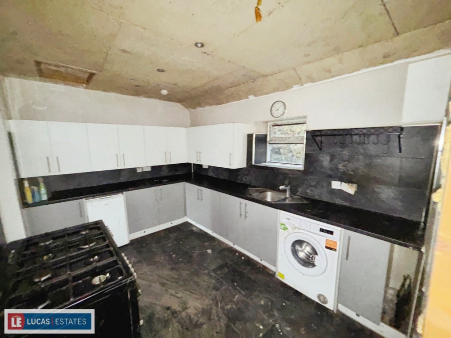 Images for Upper High Street, Bedlinog, Treharris