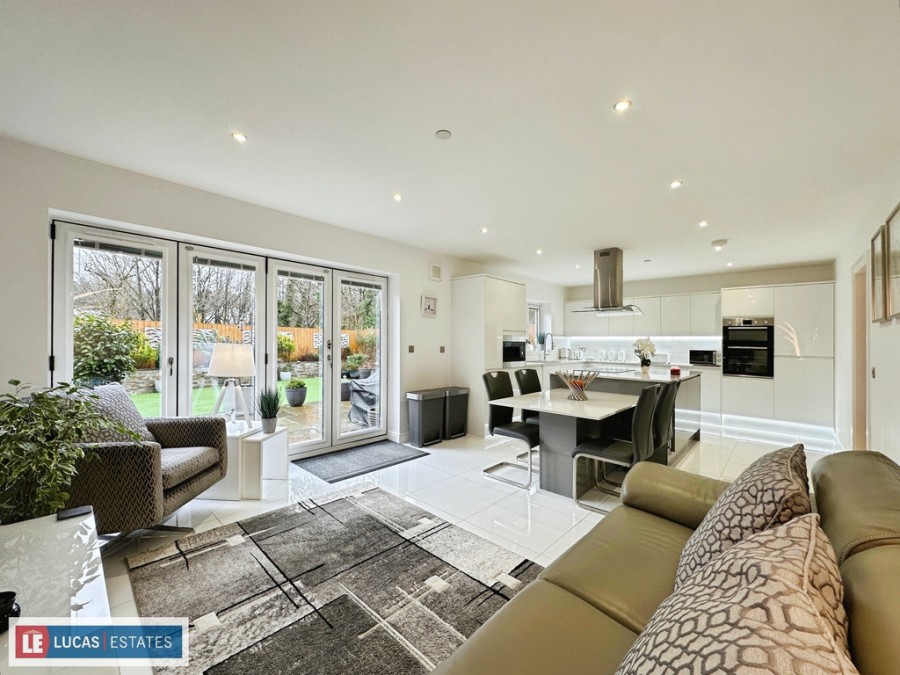 Images for Glan-Yr-Afon Lane, Fleur De Lis