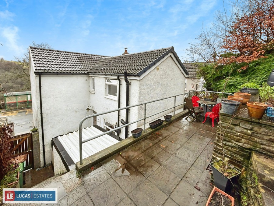 Images for Sunnyview, Argoed, Blackwood