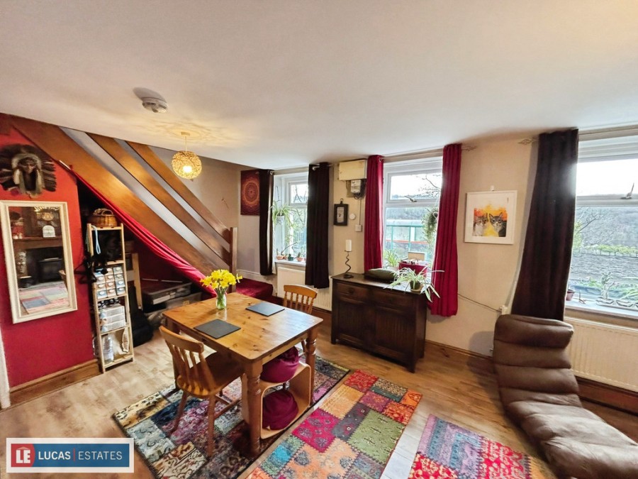 Images for Sunnyview, Argoed, Blackwood