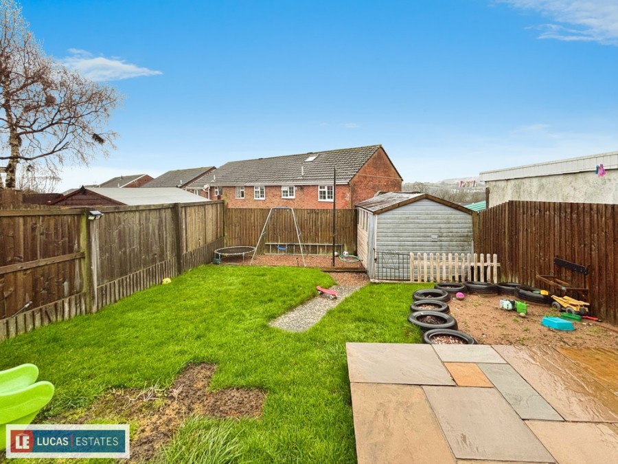 Images for Shannon Close, Pontllanfraith