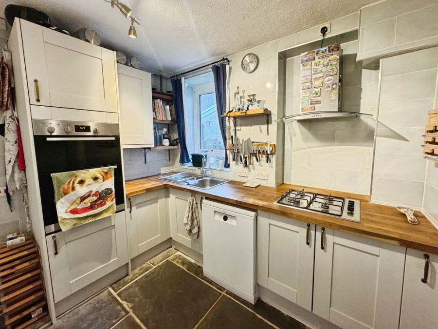Images for Brynavon Terrace, Hengoed