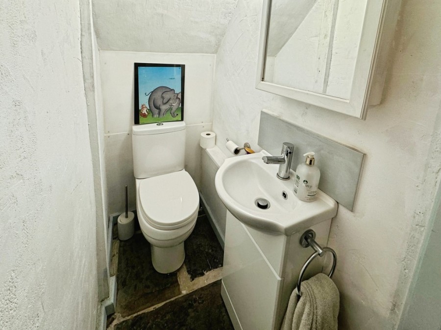 Images for Brynavon Terrace, Hengoed