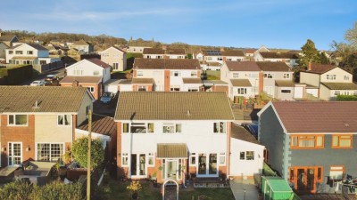 Ambleside Court, Penpedairheol