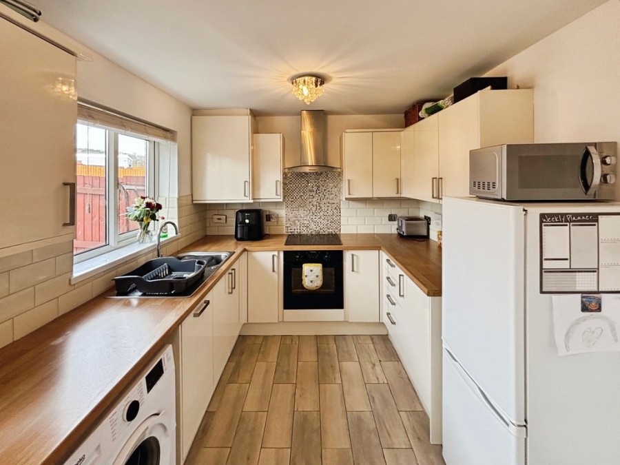 Images for Farm Close, Tir-y-berth, Hengoed