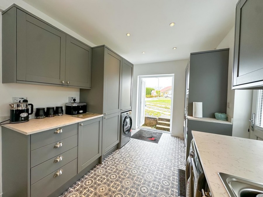 Images for Garreg Wen, Penpedairheol