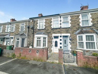 Pengam Street, Glan Y Nant