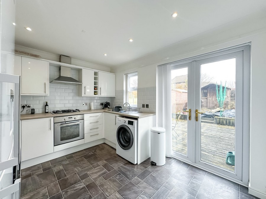 Images for Clos Llyswen, Penpedairheol