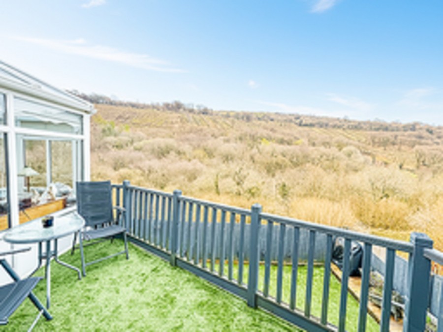 Images for Valley Meadow Close, Newbridge