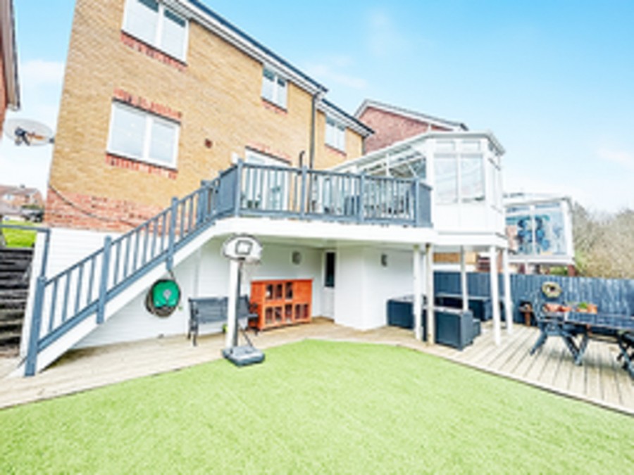 Images for Valley Meadow Close, Newbridge