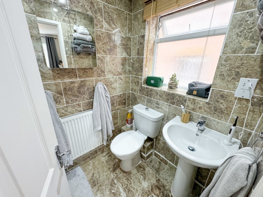 Images for Valley Meadow Close, Newbridge