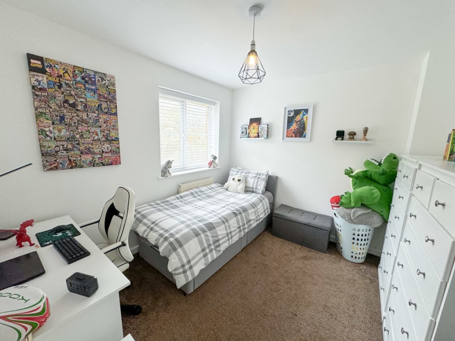 Images for Valley Meadow Close, Newbridge