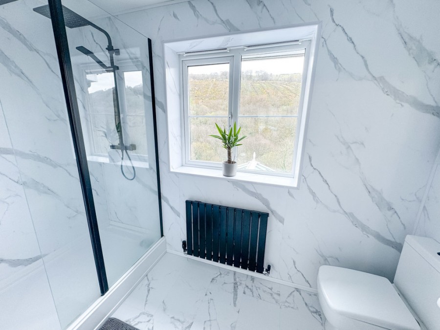 Images for Valley Meadow Close, Newbridge